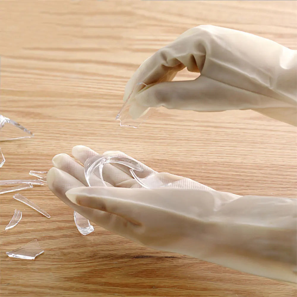 Showlu Smart General silicone dishwashing scrubber gloves with textured surface for effective kitchen cleaning.