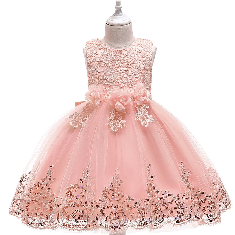 Girl's summer lace princess dress by Showlu Fashion, floral tutu gown with sleeveless design for birthday parties and special occasions.