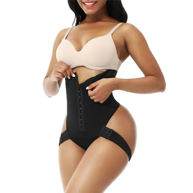 Nude plus size seamless shaping underwear by HEXIN, breathable lightweight panties for a comfortable fit and smooth silhouette.