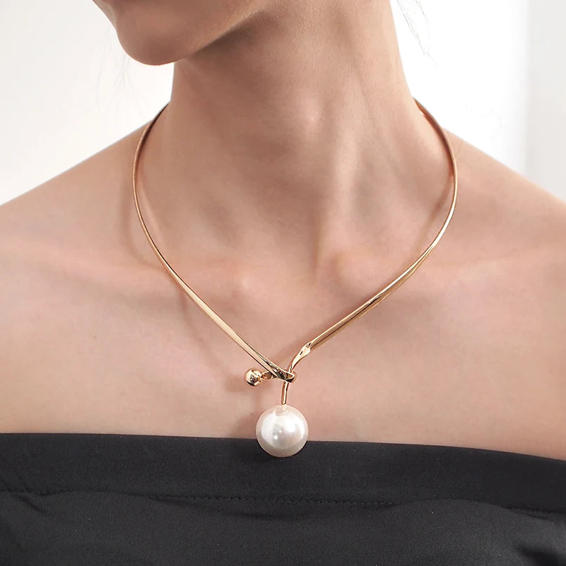 MANILAI Simple Alloy Torques Choker Simulated Pearl Pendants Necklaces For Women Statement Collar Necklace Fashion Trend Jewelry