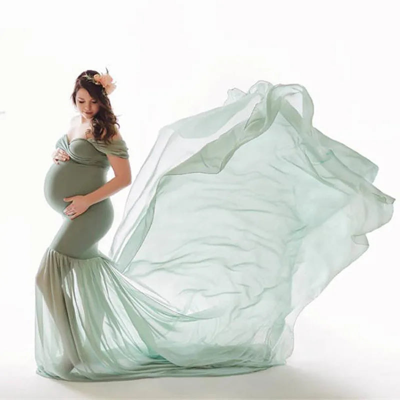 Elegant maternity photography gown by Showlu Fashion Store, off-shoulder cotton and chiffon pregnancy dress for prenatal photo shoots.