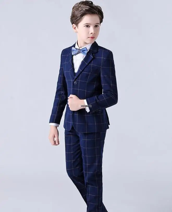 Kids boys formal wedding suit with tuxedo blazer from SHOWLU FASHION STORE, suitable for ages 2-14 years, in navy blue.
