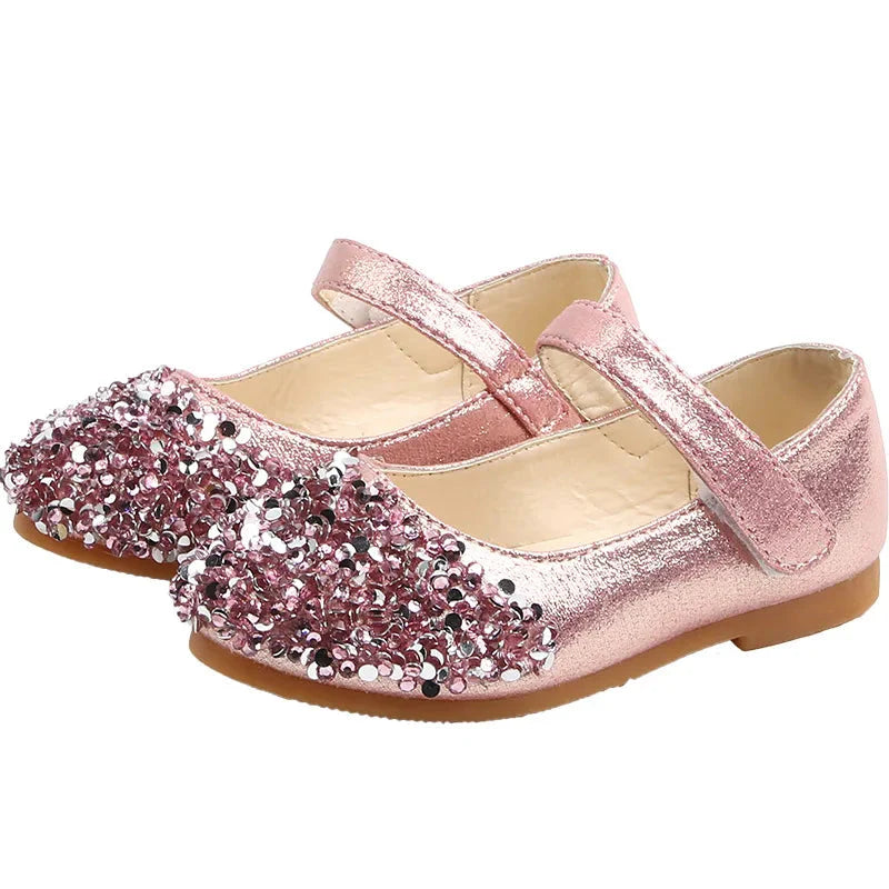 KushyShoo girls glitter princess toddler flat dance sandals with sparkly straps and bow detail, perfect for special occasions