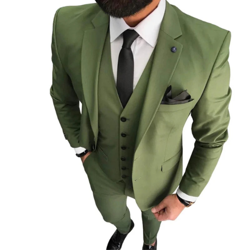 Green men's slim casual three-piece suit with single-breasted jacket, vest, and pants, perfect for weddings and formal events.