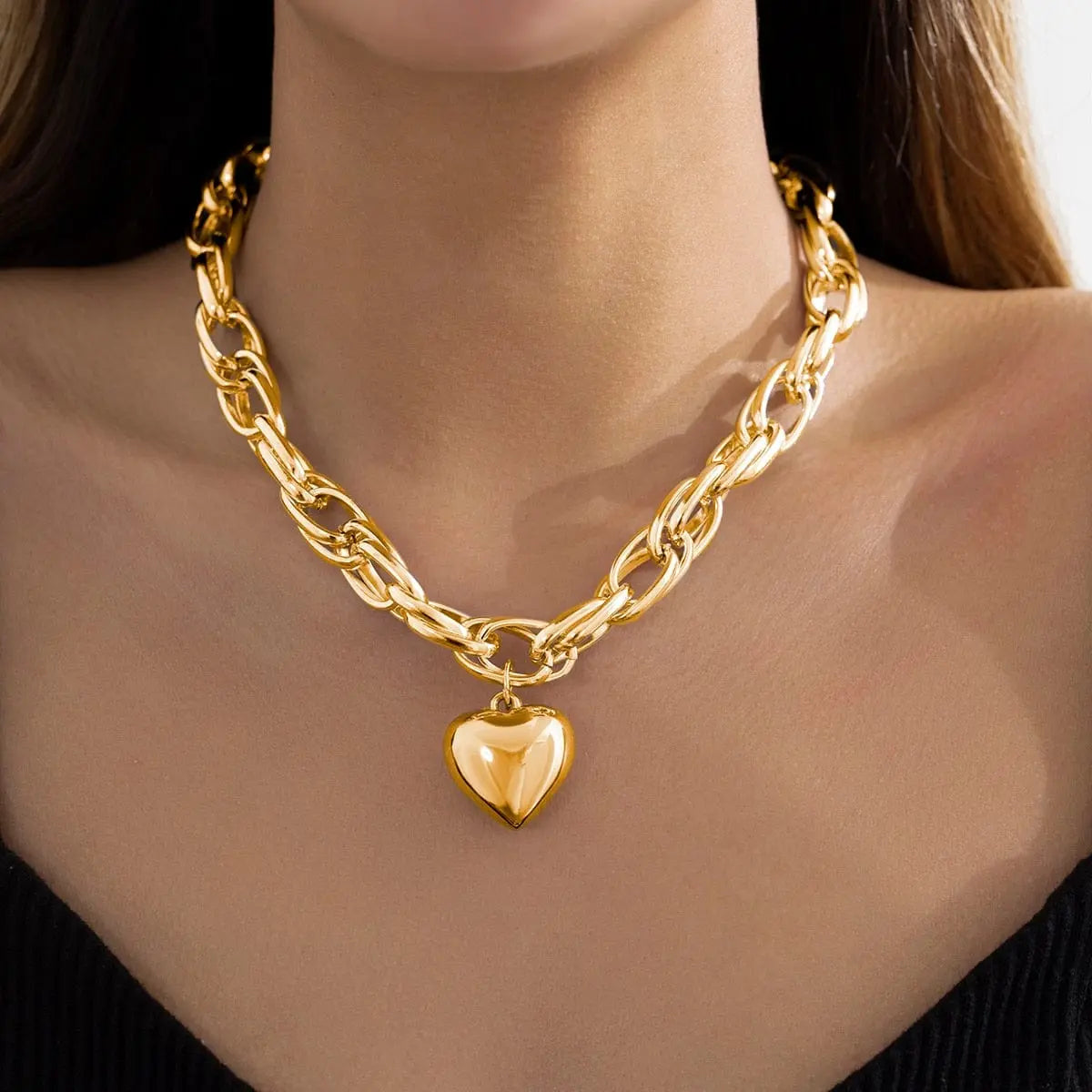 Ingemark punk big heart pendant necklace with chunky heavy chain, bold jewelry for women and men, steampunk and grunge style.