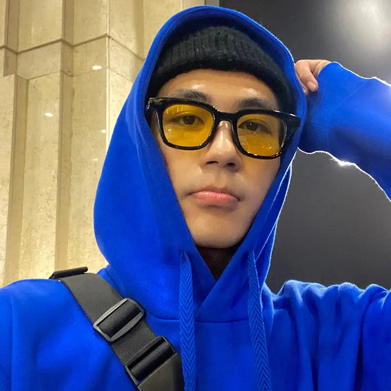 Yellow retro polarized sunglasses with square shape, UV400 protection, myopia-friendly design, stylish streetwear for men and women.