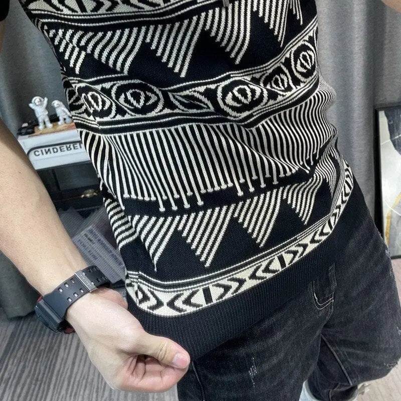 Men's slim fit O-neck striped knitted T-shirt from Showlu Fashion Store, short sleeve streetwear top with thick knit design.