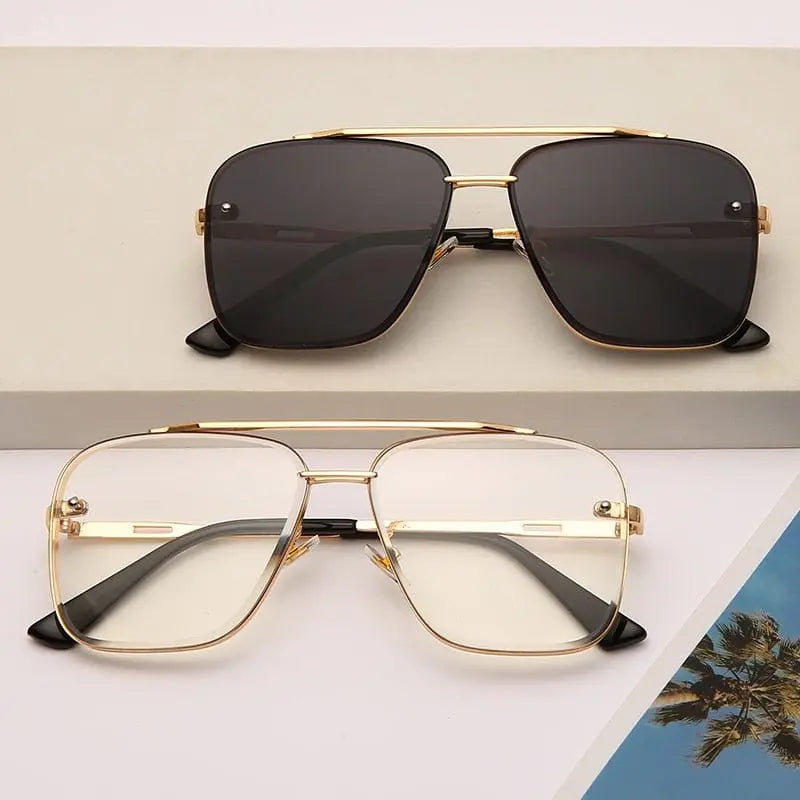 Square vintage metal sunglasses with UV400 protection, stylish design for men and women, featuring classic frame in the image.