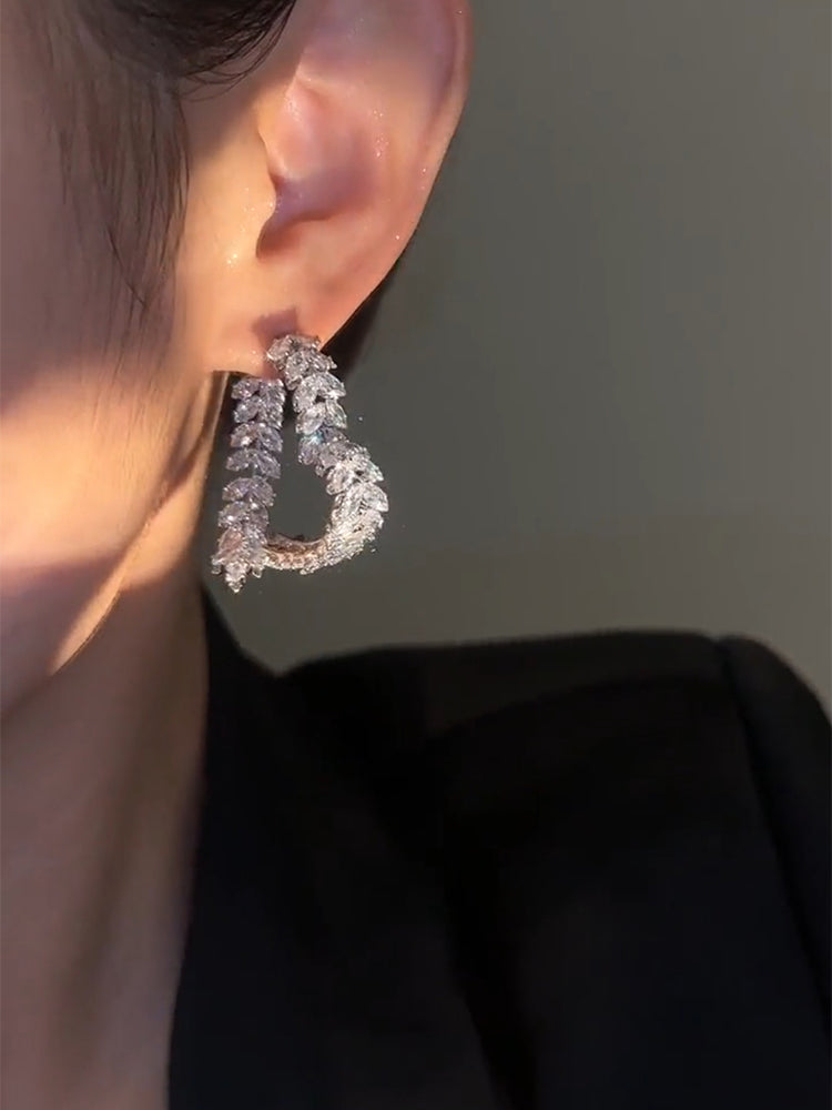 SHOWLU FASHION Heart Wheat earrings for women, minimalist zirconia jewelry with delicate heart and wheat design.