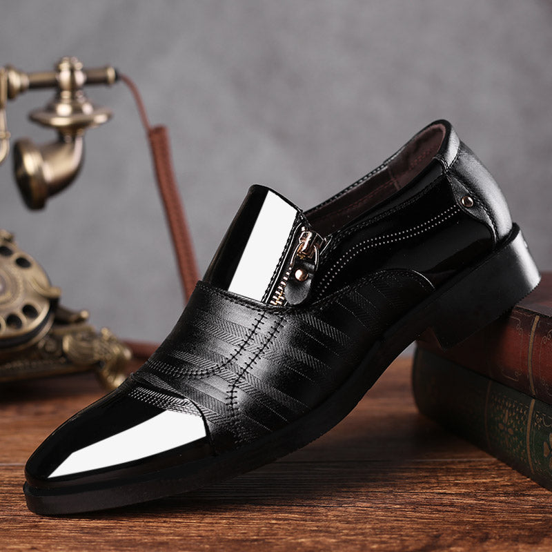 Black patent leather men's derby shoes by SHOWLU FASHION STORE with sleek, polished design for business and formal wear.