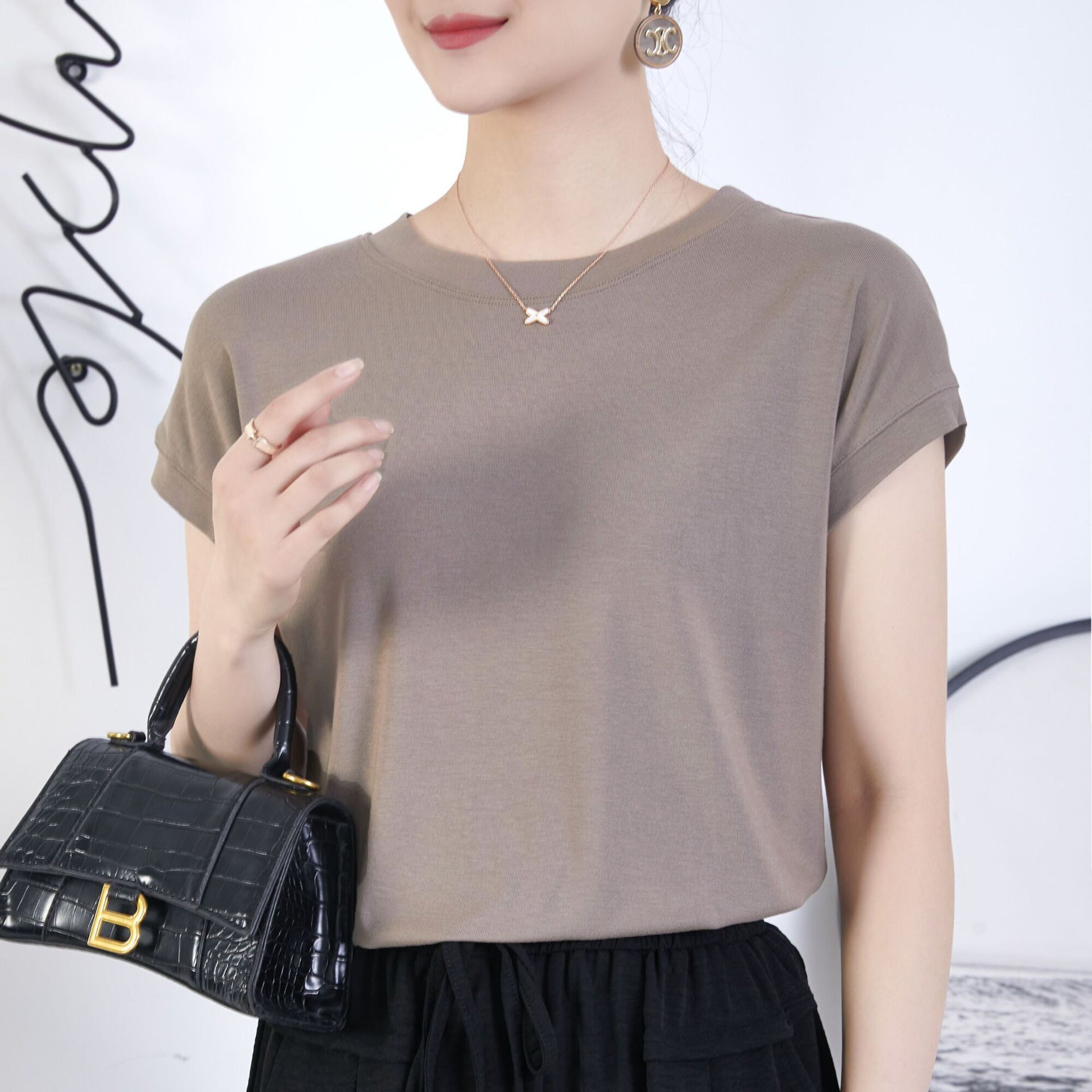 Tiktok batwing sleeve t-shirt women's round neck summer solid color simple small flying sleeve casual all-match loose short sleeve t-shirt women