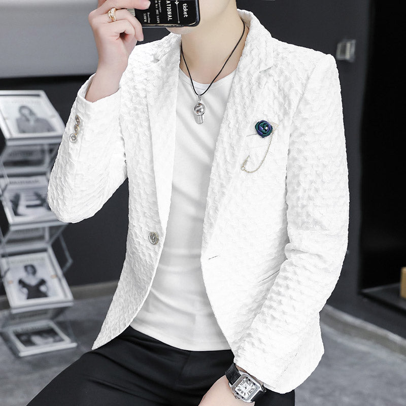Slim-fit men's casual suit jacket by SHOWLU FASHION STORE, long sleeve polyester blazer in a versatile style for men.