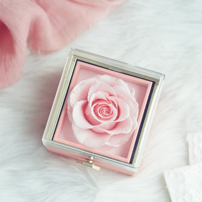 Showlu Fashion Store proposal ring box with elegant jewelry case designed for Qixi girlfriend gifts, featuring a stylish presentation.