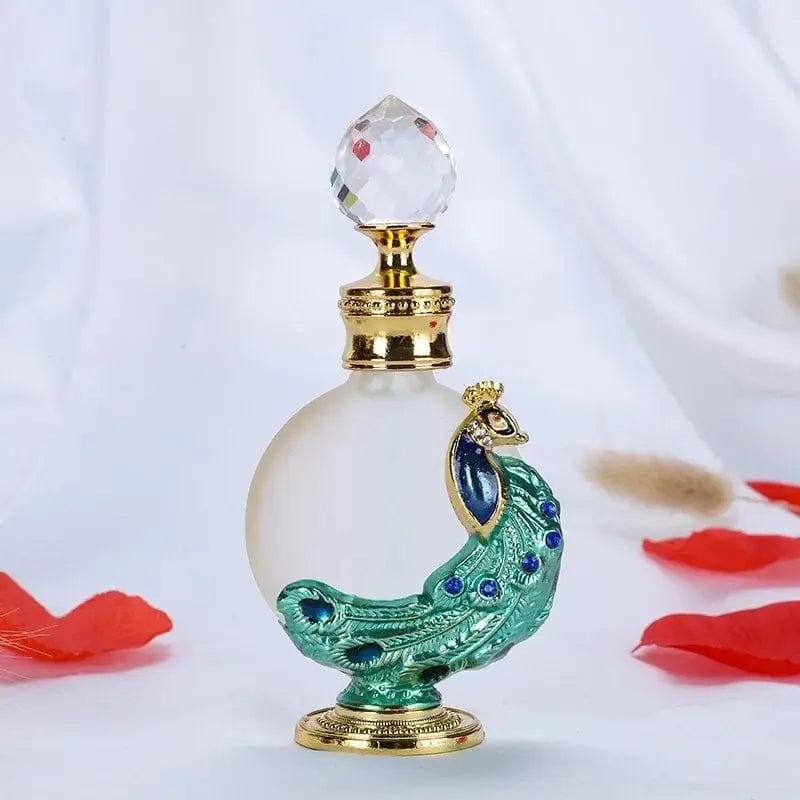 Showlu Oil Perfume Essence 15ml with long-lasting, fresh, elegant fragrance and light scent in a sleek bottle.