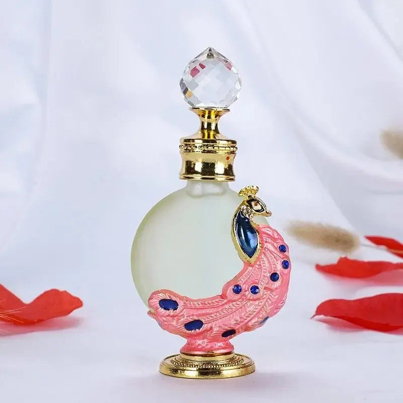 Showlu Oil Perfume Essence 15ml with long-lasting, fresh, elegant fragrance in a sleek bottle, perfect for a beautiful, light scent.