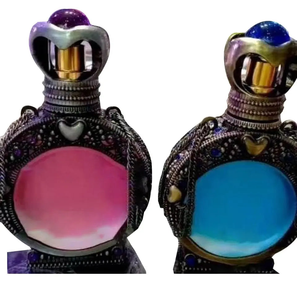 Showlu Fashion Oil Perfume with elegant, long-lasting fragrance in a 15ml bottle, showcasing a fresh and light essence.