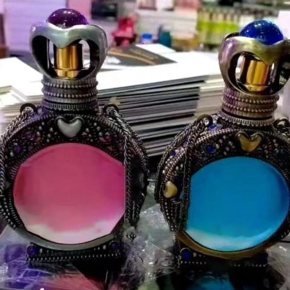 Showlu Fashion Oil Perfume in 15ml bottle, showcasing elegant, long-lasting fragrance with a fresh, light essence.