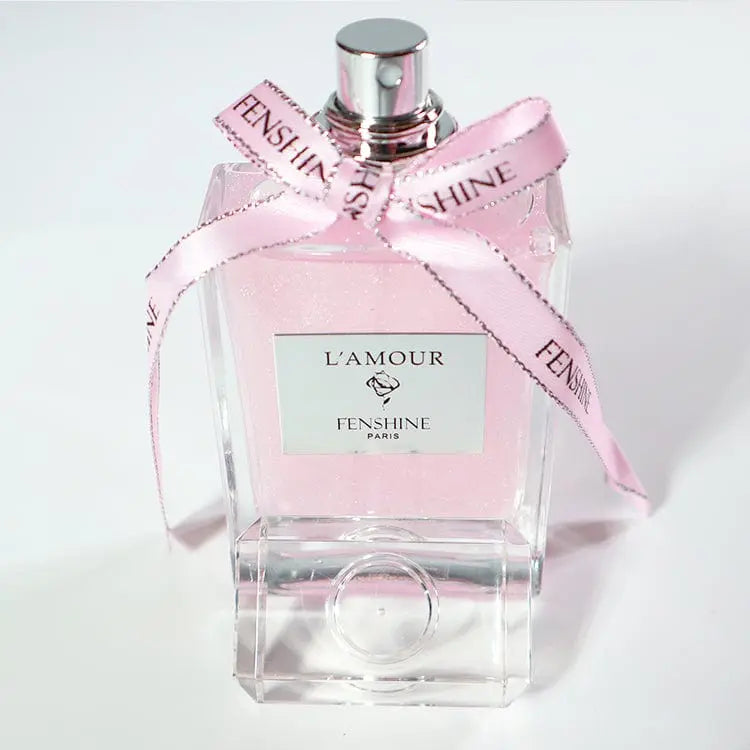 Showlu long-lasting women’s perfume bottle with elegant packaging, high-quality private label fragrance by Showlu Fashion Store.