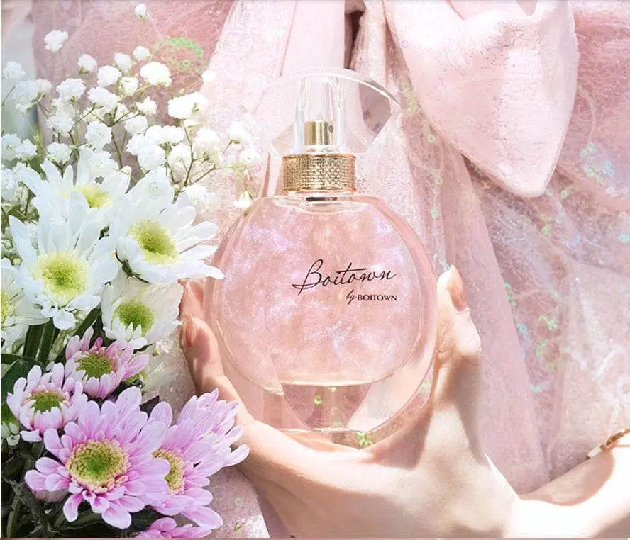 Showlu Long Lasting Men's Perfume bottle, professional designer fragrance with elegant packaging, suitable for stylish men's scent.