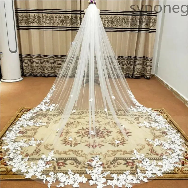 Showlu Fashion One Layer Cathedral Wedding Veil with white lace applique edge, featuring a comb for bridal elegance.