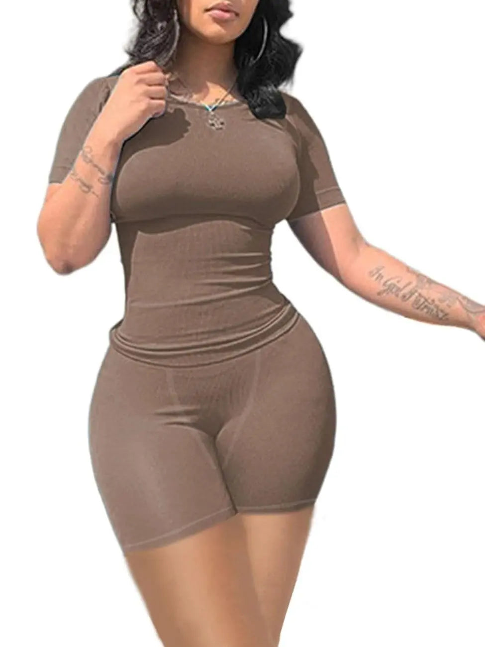 Showlu Fashion women's ribbed knit two-piece lounge set with shorts, casual and comfortable for relaxed wear.
