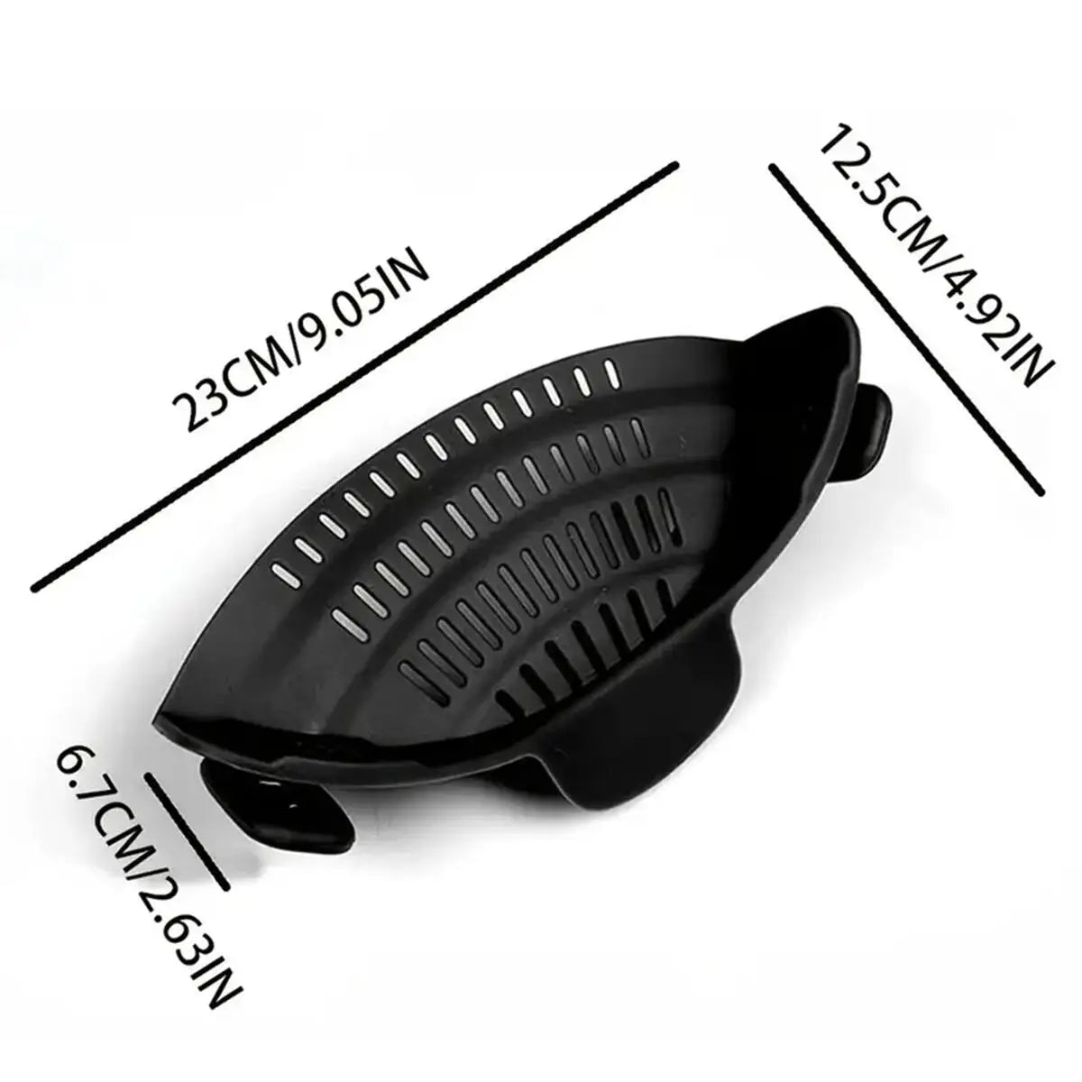 Showlu Smart General clip-on pot strainer attached to a pot, featuring a stainless steel mesh for easy food drainage and straining.