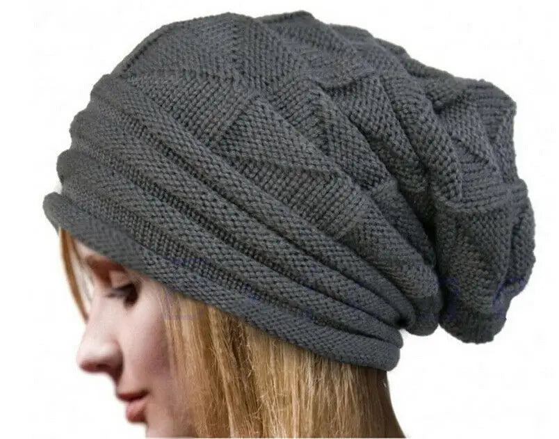 Women’s winter knitted slouchy beanie hat with warm woolen material, suitable for outdoor snow skiing and cold weather.