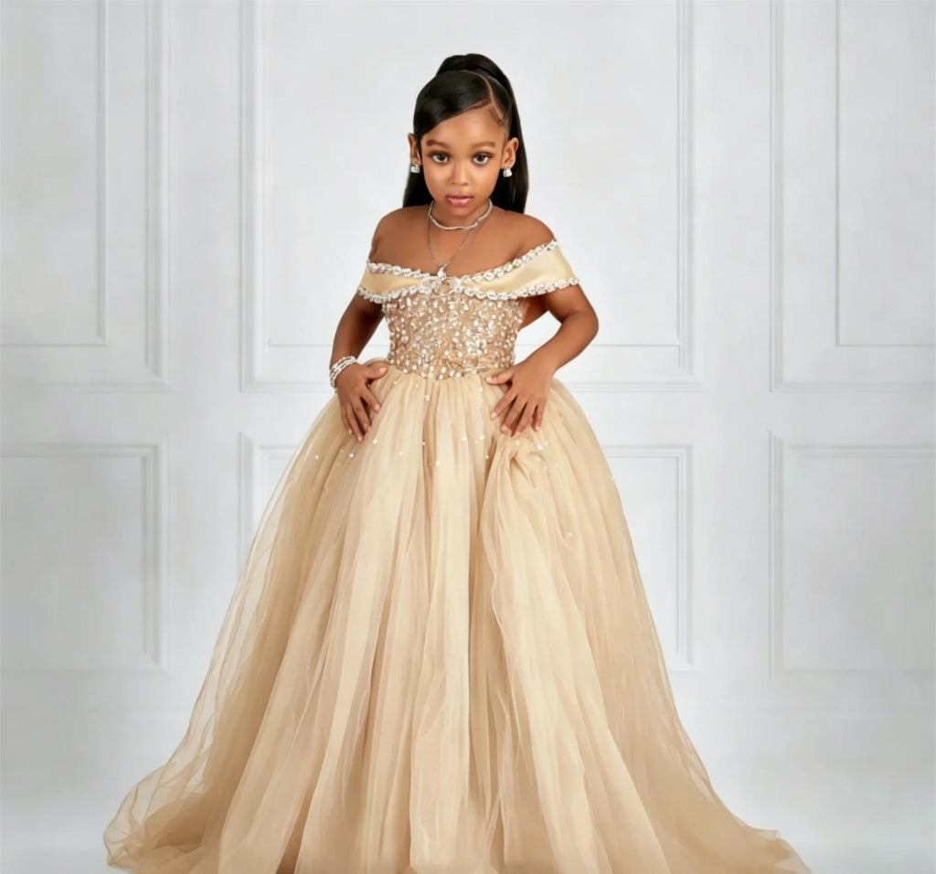 Luxury Customized Off Shoulder Flower Girl Dresses for Wedding Beading Tulle Floor Lenght Girls Birthday First Communion Gown