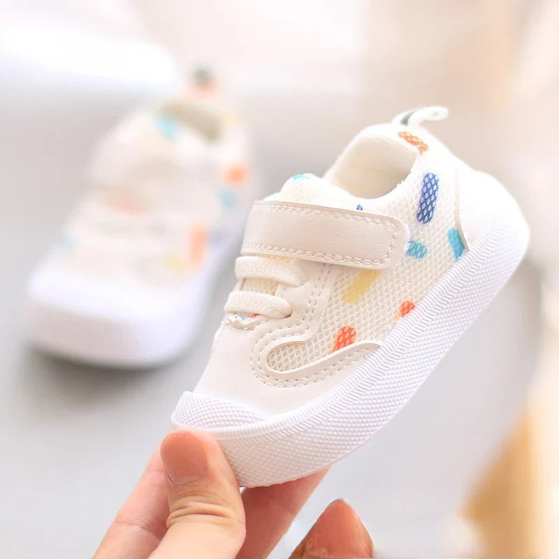 Unisex baby sneakers with breathable mesh upper and soft rubber sole, SHOWLU FASHION STORE sporty toddler shoes