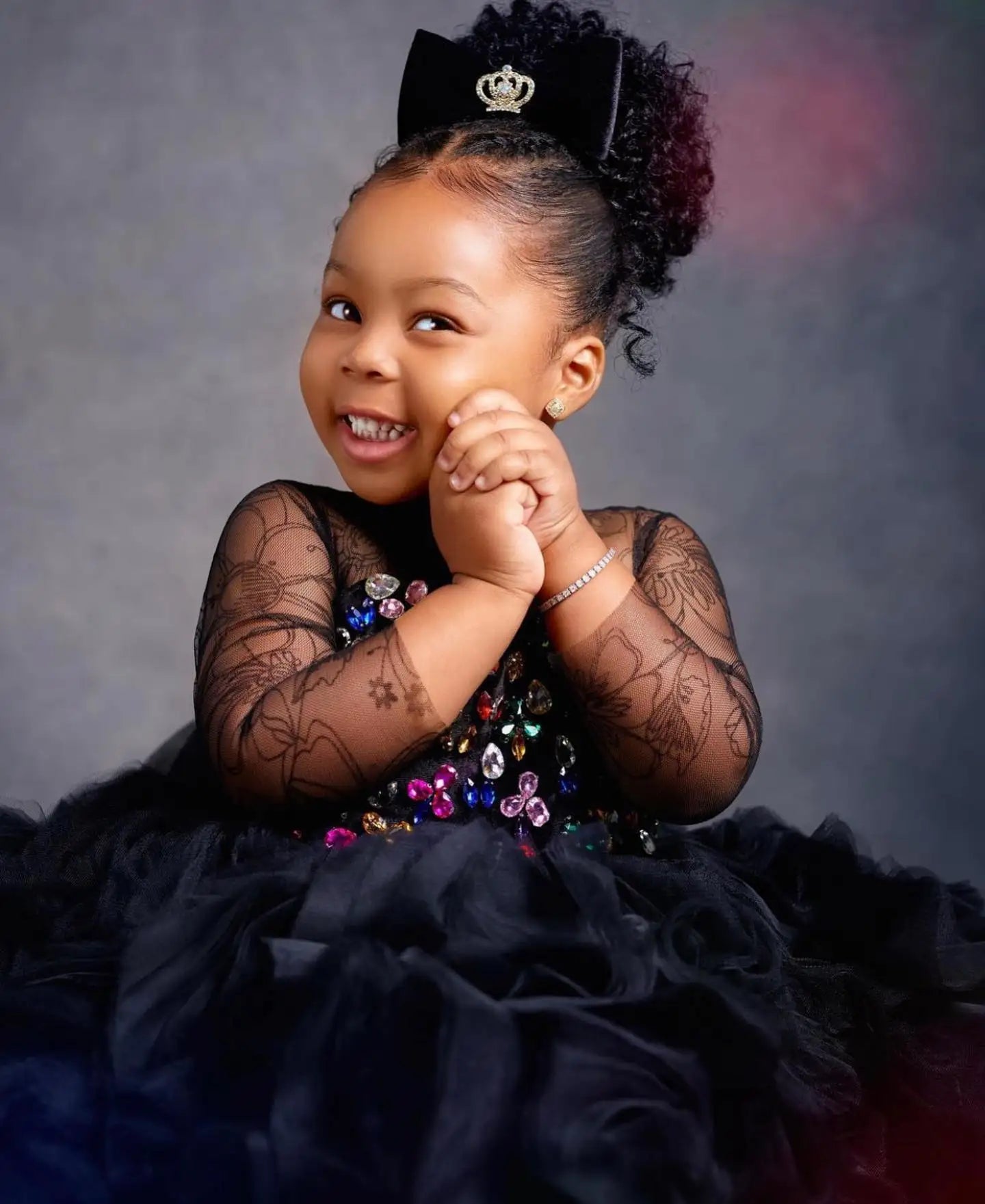 Customized Flower Girl Dresses For Wedding Black Knee Length Cute Baby Pleate Puffy Princess Birthday Party First Communion Gown