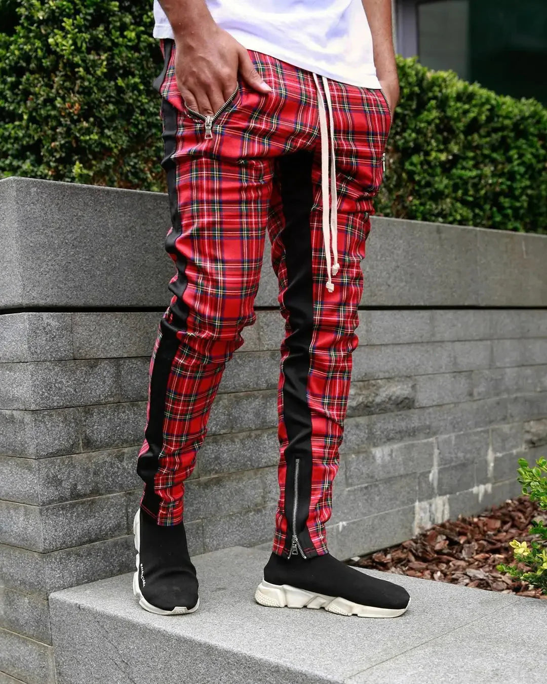 SHOWLU men's plaid slim fit tracksuit pants with zipper bottoms, ideal for fitness and casual wear, in a stylish design.