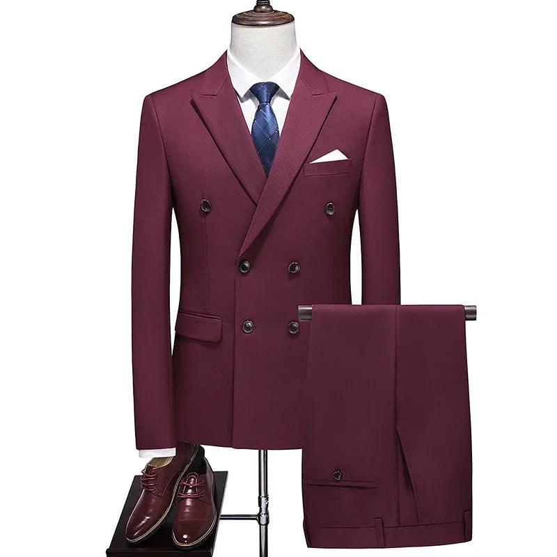 Men's slim fit double-breasted business suit by Showlu Fashion, featuring classic tailored design for formal occasions.