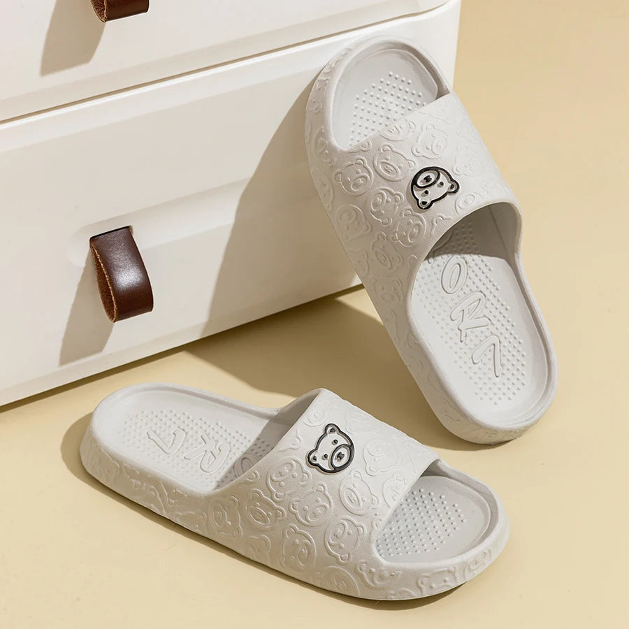 Men's summer slippers with bear print, non-slip soft indoor sandals for bathroom and casual wear.