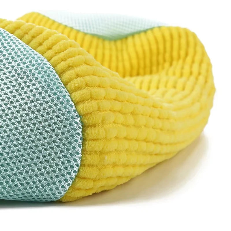 Showlu Smart General portable shoe cleaner brush with handle and bristles for easy shoe cleaning on the go.