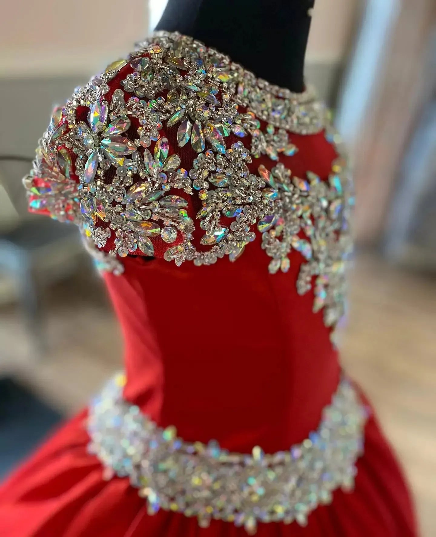 Red Sleeveless Flower Girl Dresses For Wedding Satin Crystal Floor Length Baby Girl Birthday Dresses for Photoshoot Customized