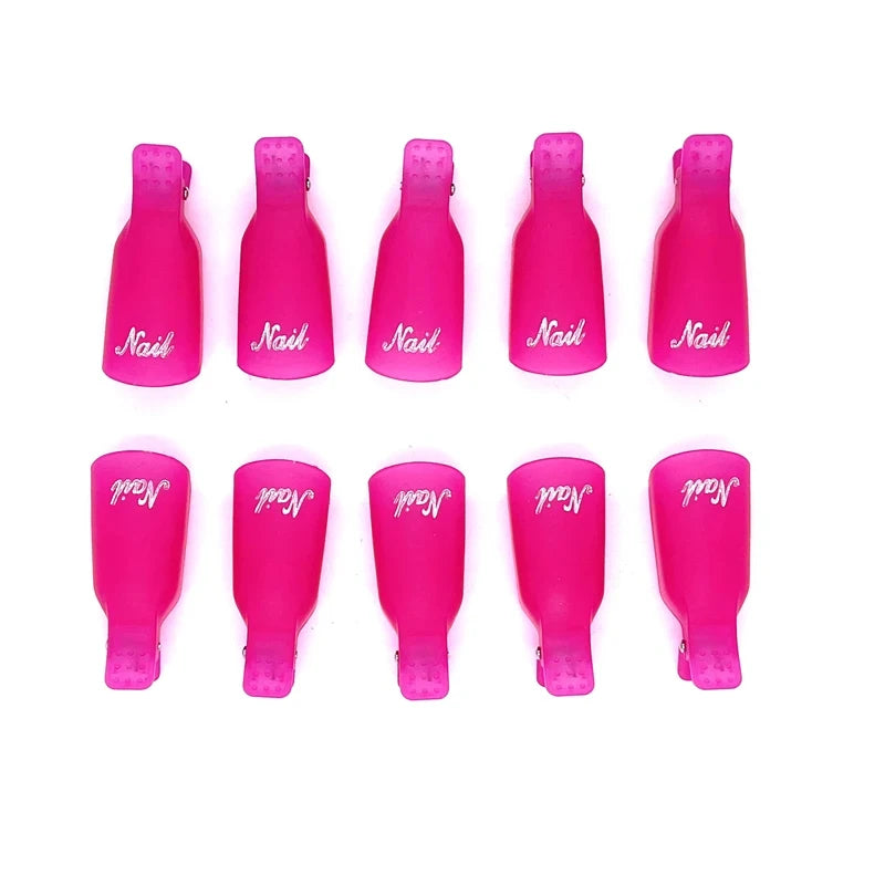 Showlu Smart General nail polish remover clips holding cotton pads for easy, mess-free nail polish removal.