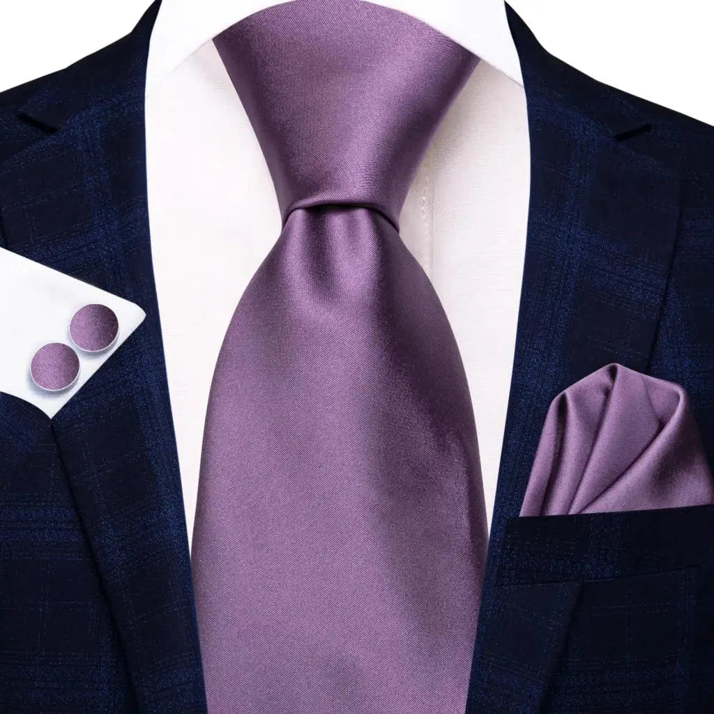 Mint green silk tie set with matching cufflinks, men's formal necktie and accessories from SHOWLU FASHION STORE.