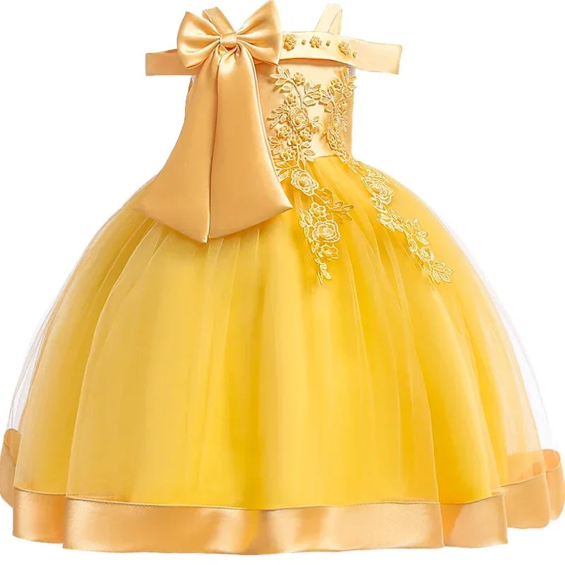 Girls' Christmas party dress by Showlu Fashion, floral applique, elegant wedding style, with bow, suitable for birthdays and prom.
