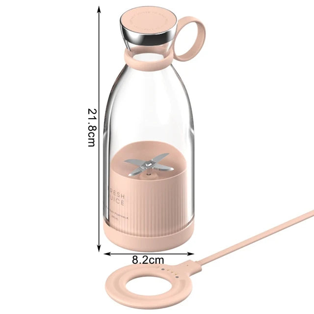 Zoeydam portable electric juicer and mini blender in black, 350ml capacity, USB rechargeable for making shakes and smoothies.