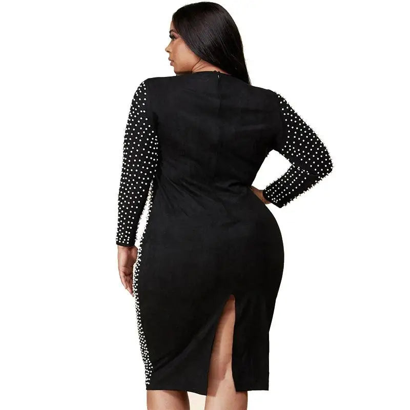 Plus size women's A-line knee-length long sleeve dress by Showlu Fashion, in a stylish and comfortable design.