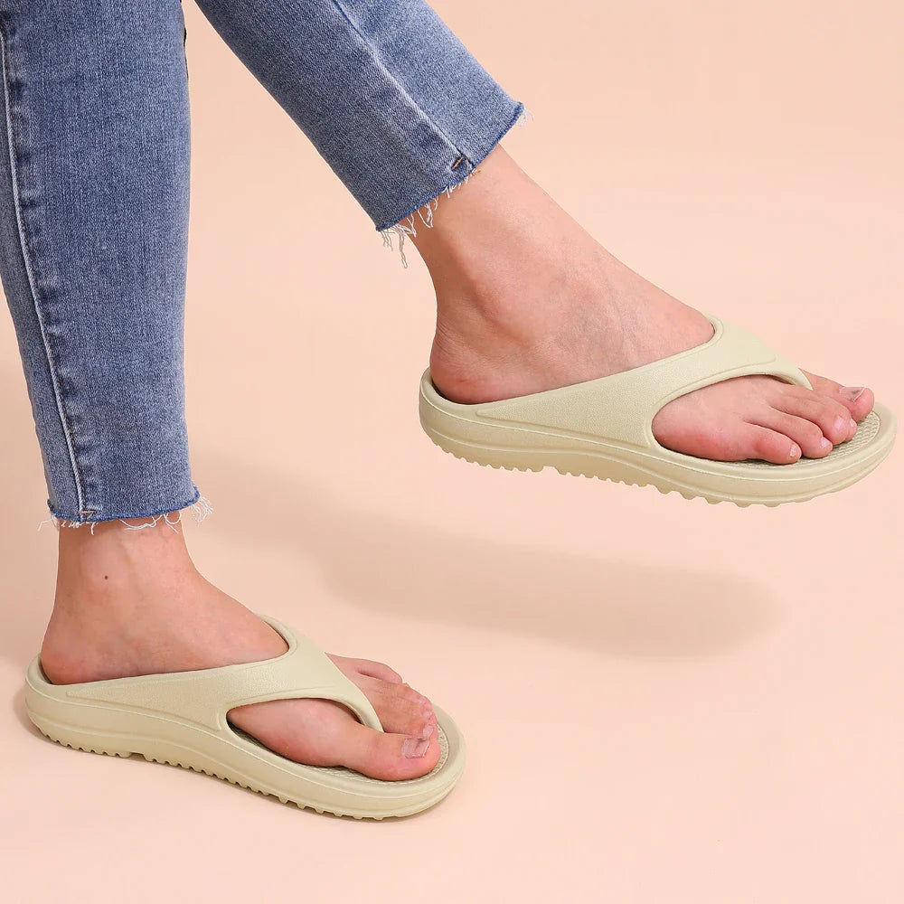 Comwarm thick sole flip flops for women with soft EVA yoga mat-inspired straps, ideal for beach and casual wear