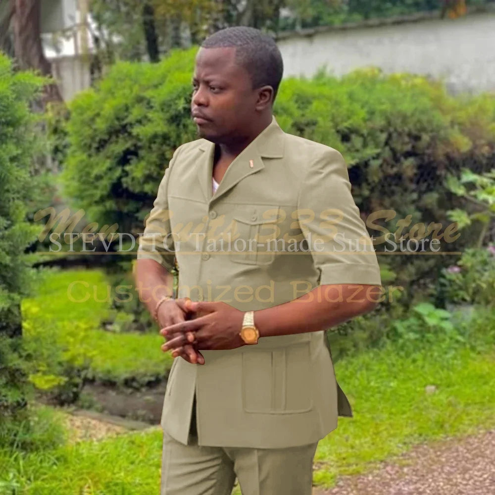 Safari men’s African fashion suit set with short sleeve jacket and pants, featuring single-breasted, notch lapel design by Showlu Fashion