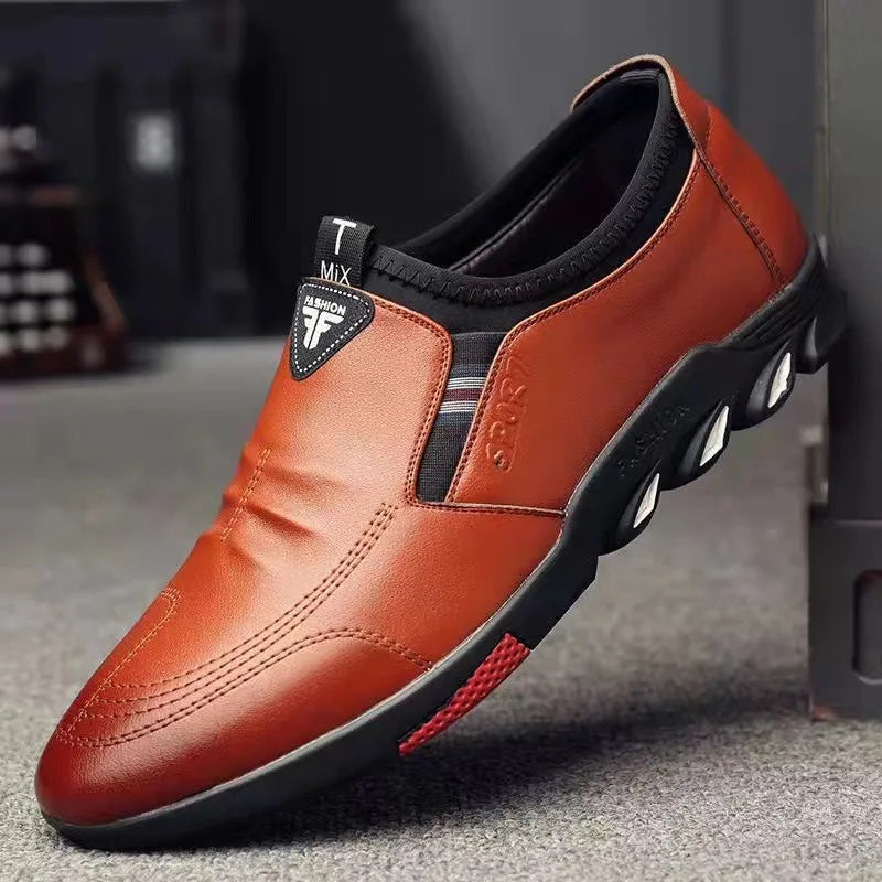 Men's Showlu Fashion leather loafers, breathable slip-on driving shoes with a sleek business casual design.