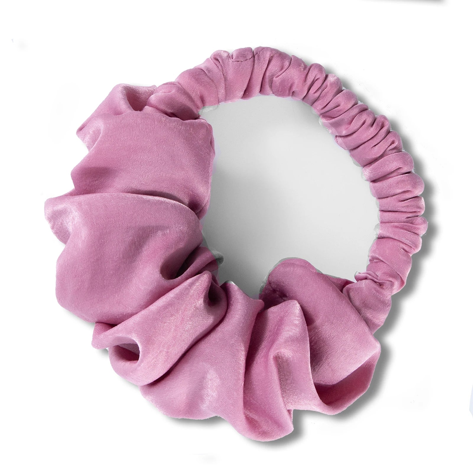 Showlu Smart General heatless hair curling ribbon, soft fabric coil for gentle, natural curls, shown on a model's hair.