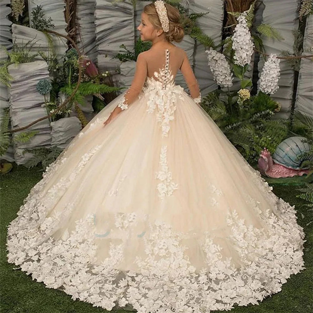 Flower girl dress for children featuring floral lace appliqué, ideal for weddings, parties, and first communions by Showlu Fashion.