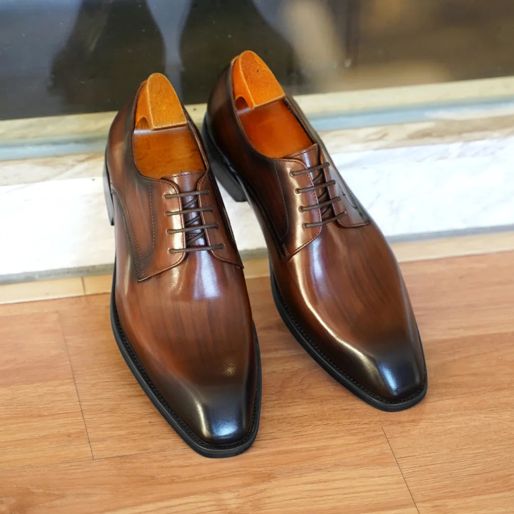 Men's business casual leather derby shoes with distressed wood grain finish, square toe, comfortable formal footwear for office wear