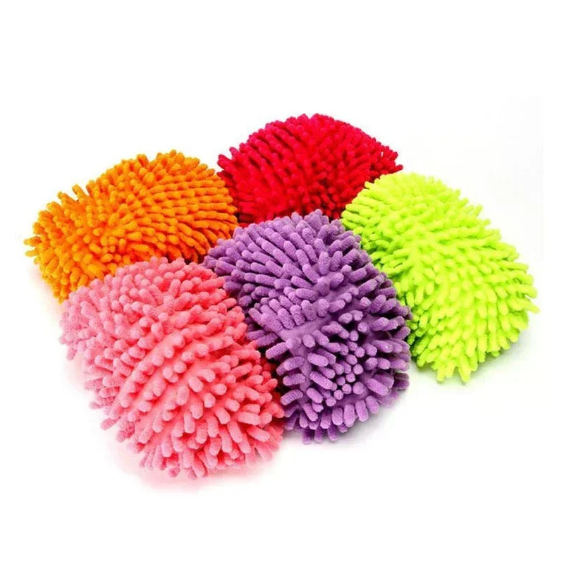 SHOWLU FASHION STORE microfiber floor cleaning slippers featuring soft microfiber soles for easy lazy mopping at home.