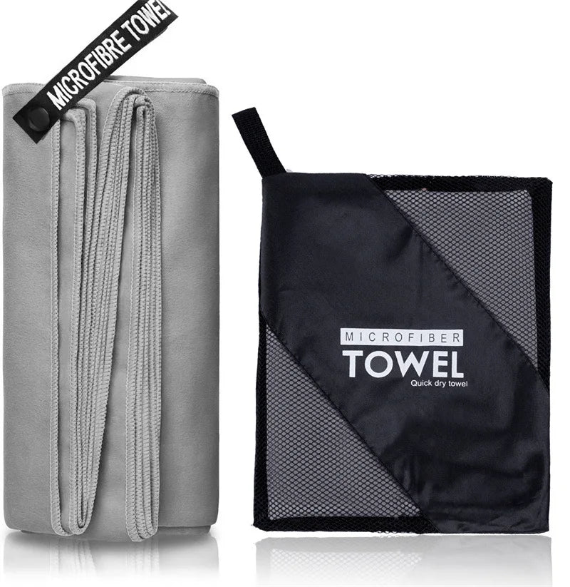 SHOWLU microfiber sports towel for gym, swimming, and beach, quick-drying and lightweight for active use.