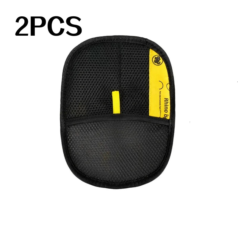 Showlu 2-pack double-sided pet hair removal brush and grooming gloves, featuring soft bristles and flexible gloves for easy pet grooming.