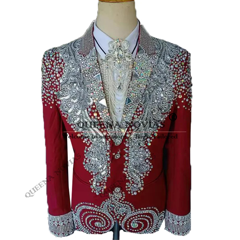 Red men's 2-piece wedding tuxedo with peaked lapel, stylish suit by Showlu Fashion Store, featuring tailored fit and classic design.
